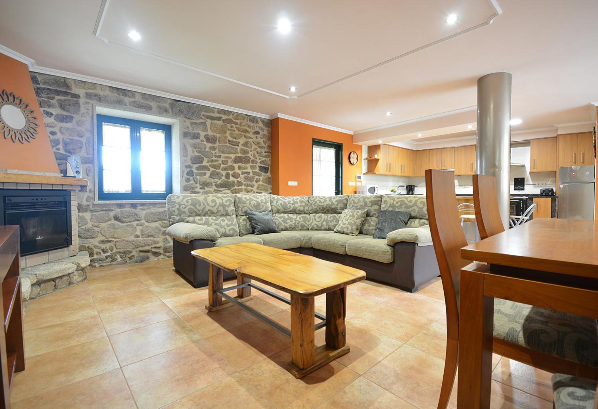 Galihost - Casa Da Sobreira Holiday home *