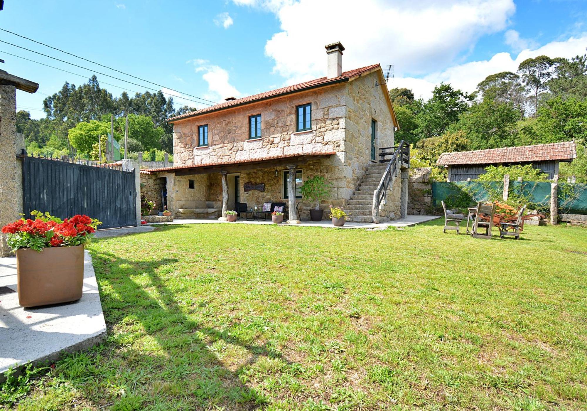 Galihost - Casa Da Sobreira Holiday home